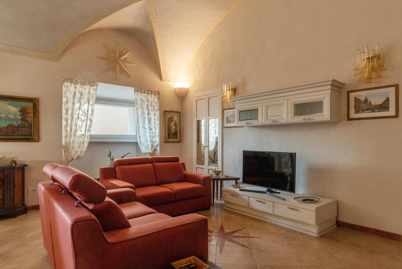 Palazzo Altieri Elegant Apartment Rome Bagian luar foto